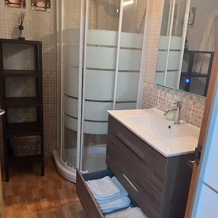 Apartamento En La Caleta Apartment